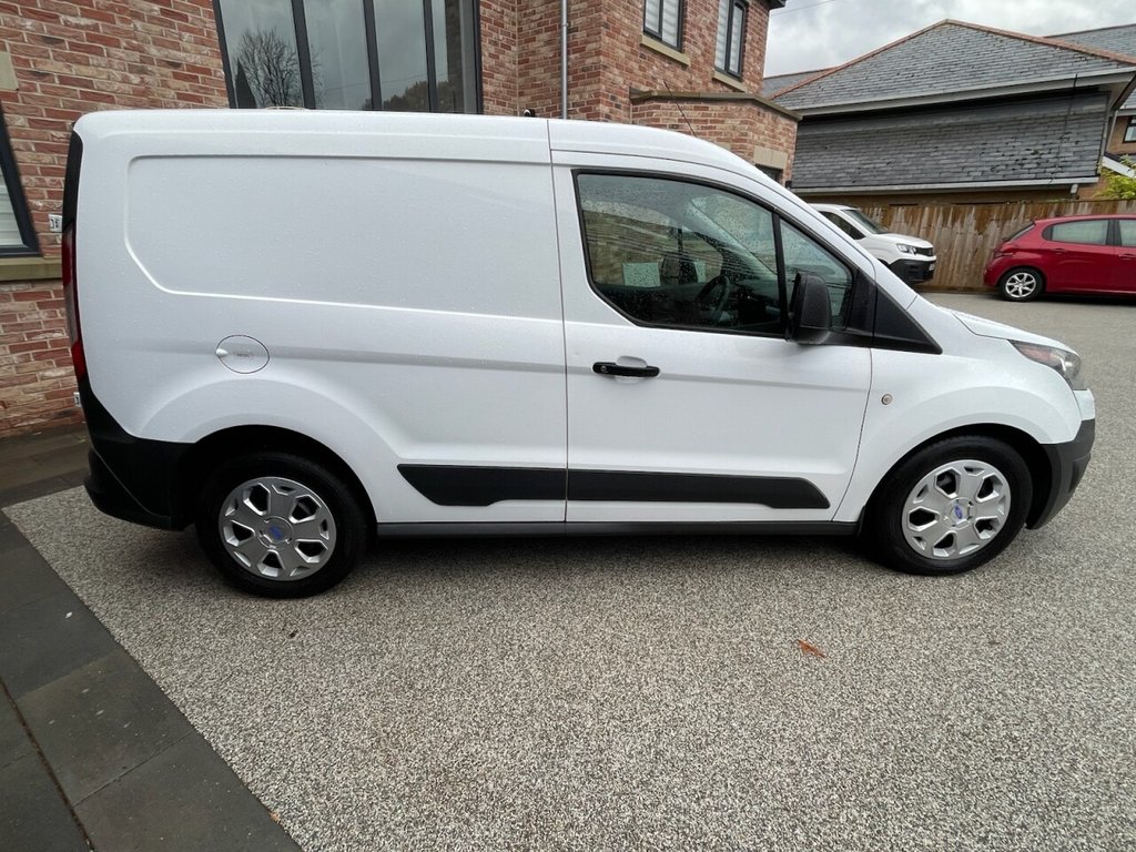 Used Ford Transit Connect 2017 for sale - 76482104: Photo 10