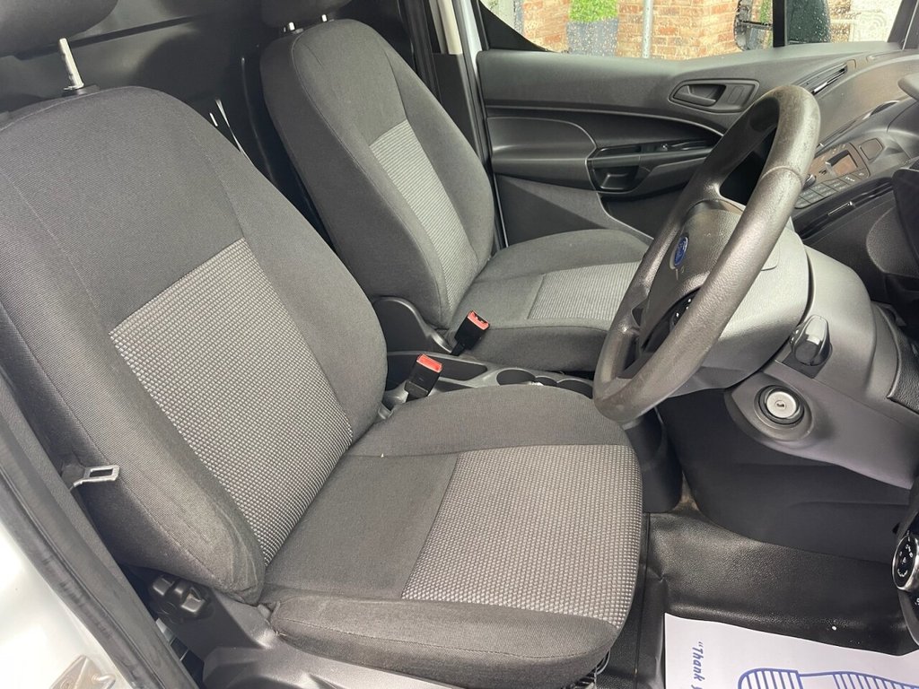 Used Ford Transit Connect 2017 for sale - 76482104: Photo 12