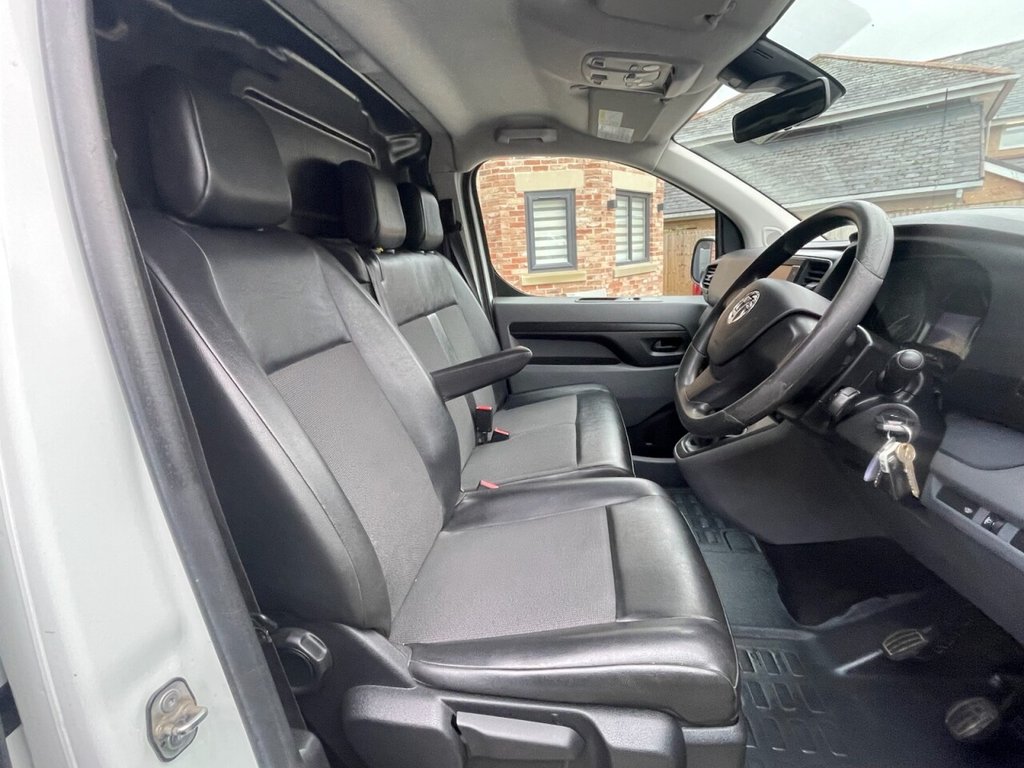 Used Vauxhall Vivaro 2021 for sale - 77172307: Photo 10