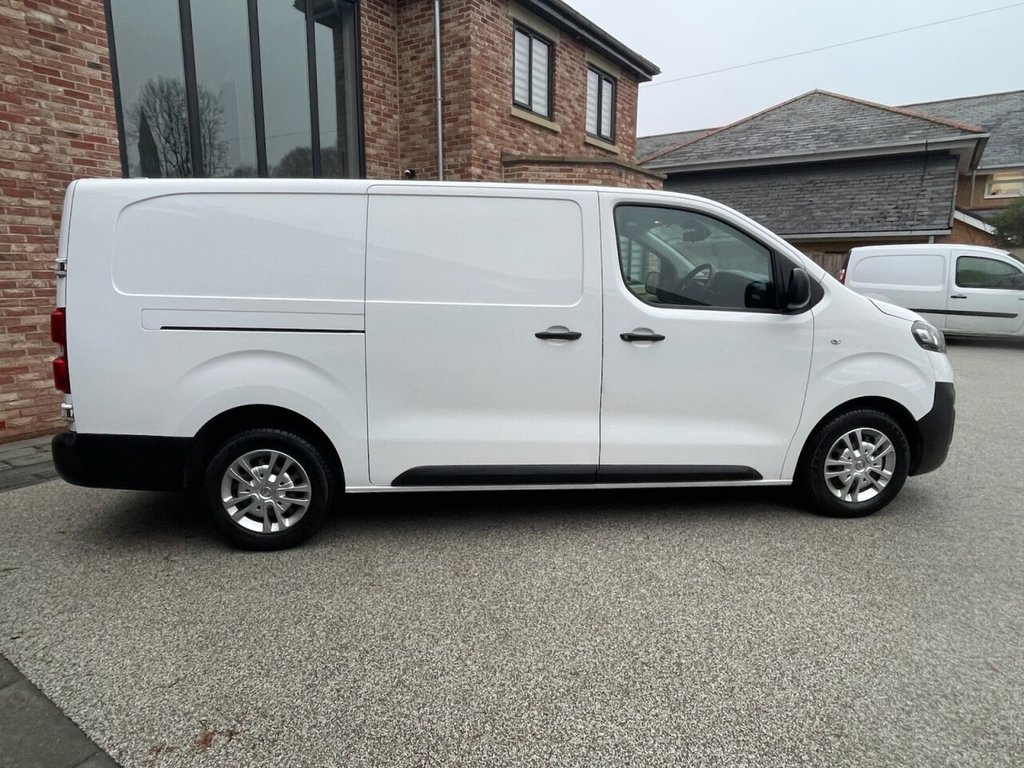 Used Vauxhall Vivaro 2020 for sale - 77452377: Photo 7