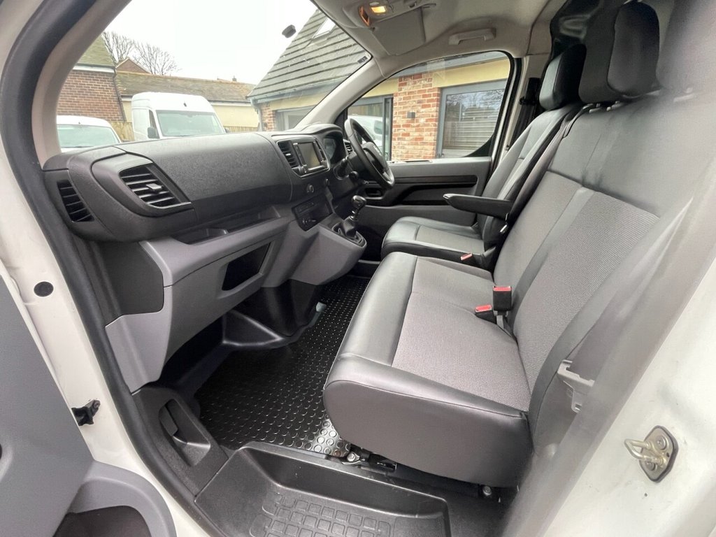 Used Vauxhall Vivaro 2020 for sale - 77172176: Photo 10