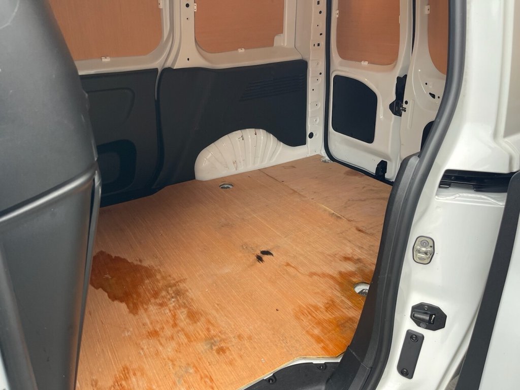 Used Peugeot Partner 2021 for sale - 76317180: Photo 17