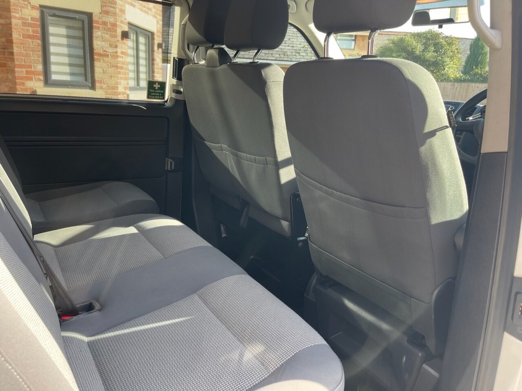 Used Volkswagen Transporter Shuttle 2015 for sale - 76487055: Photo 18