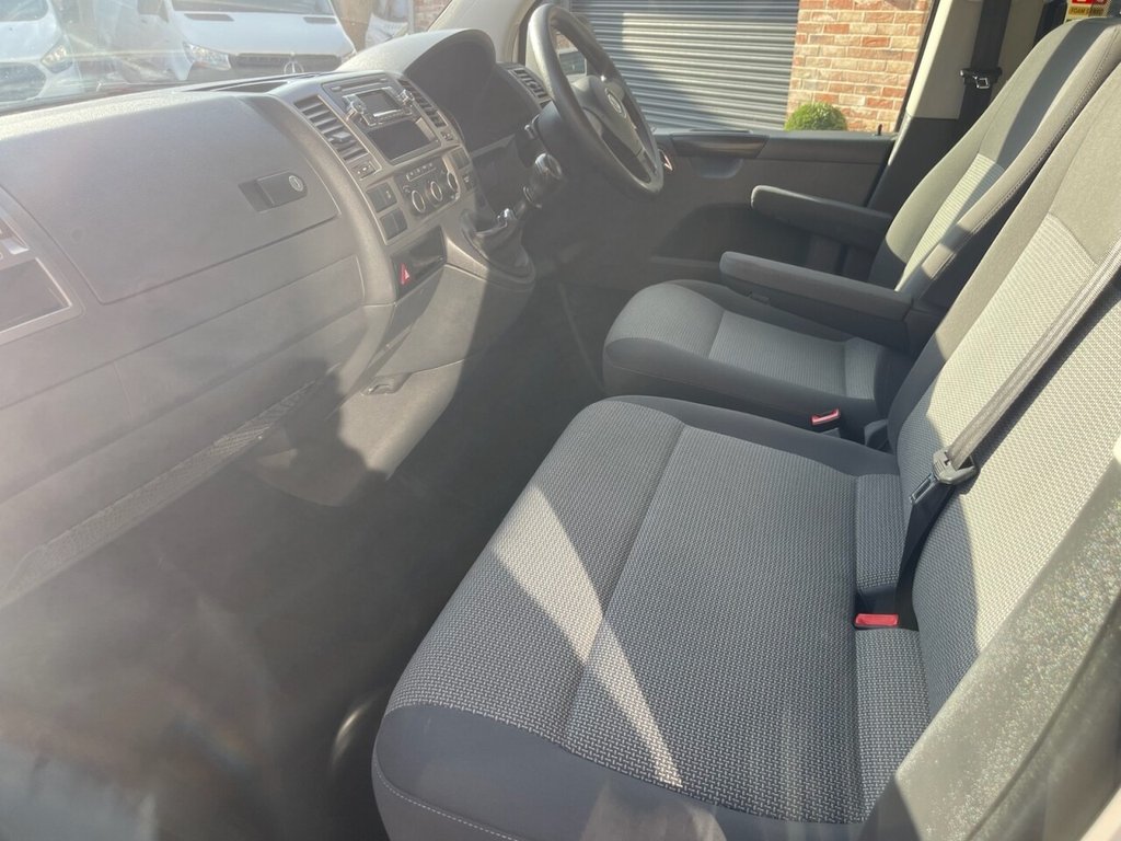 Used Volkswagen Transporter Shuttle 2015 for sale - 76487055: Photo 19