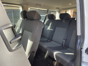Used Volkswagen Transporter Shuttle 2015 for sale - 76487055: Photo