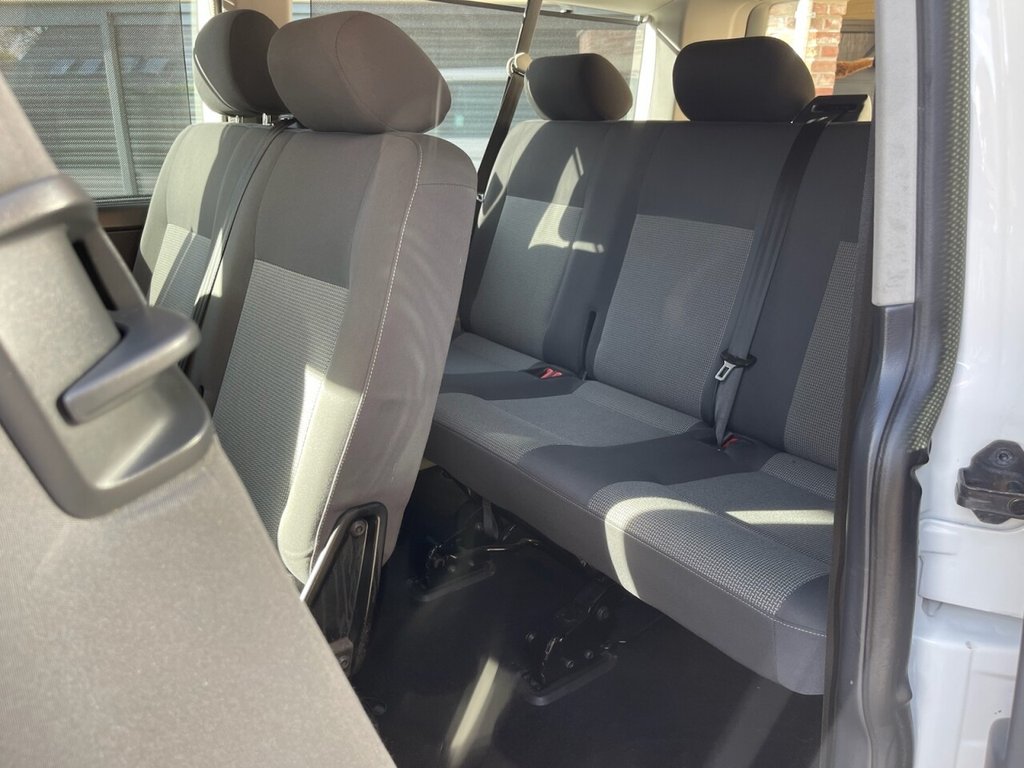 Used Volkswagen Transporter Shuttle 2015 for sale - 76487055: Photo 5