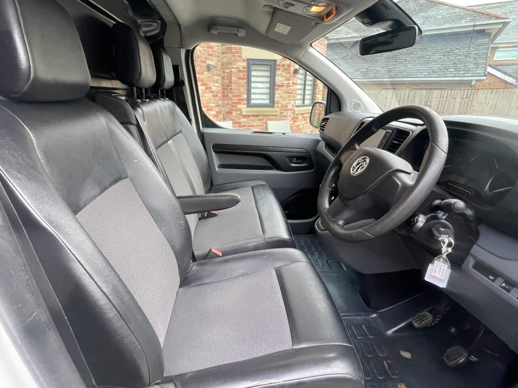 Used Vauxhall Vivaro 2020 for sale - 77172325: Photo 4