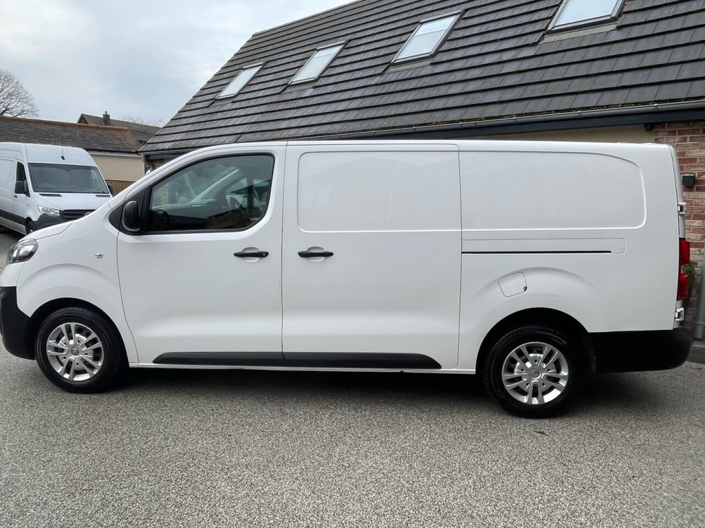 Used Vauxhall Vivaro 2020 for sale - 77172325: Photo 6