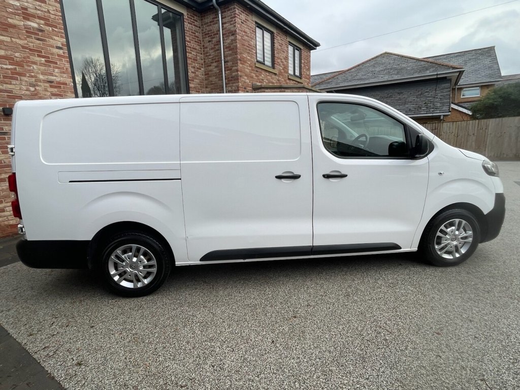 Used Vauxhall Vivaro 2020 for sale - 77172325: Photo 9