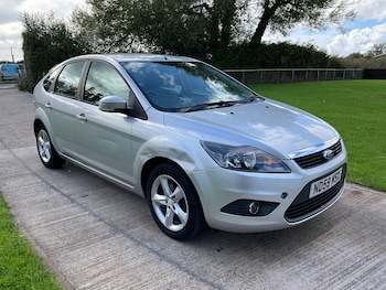 2010 (59) - 1.6 Zetec 5dr