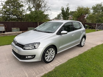 Used Volkswagen Polo 2010 for sale - 78918329: Photo