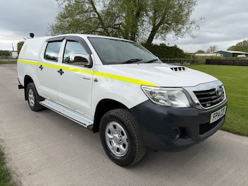Used Toyota Hilux 2014 for sale - 78411610: Photo