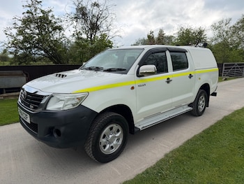 Used Toyota Hilux 2014 for sale - 78411610: Photo