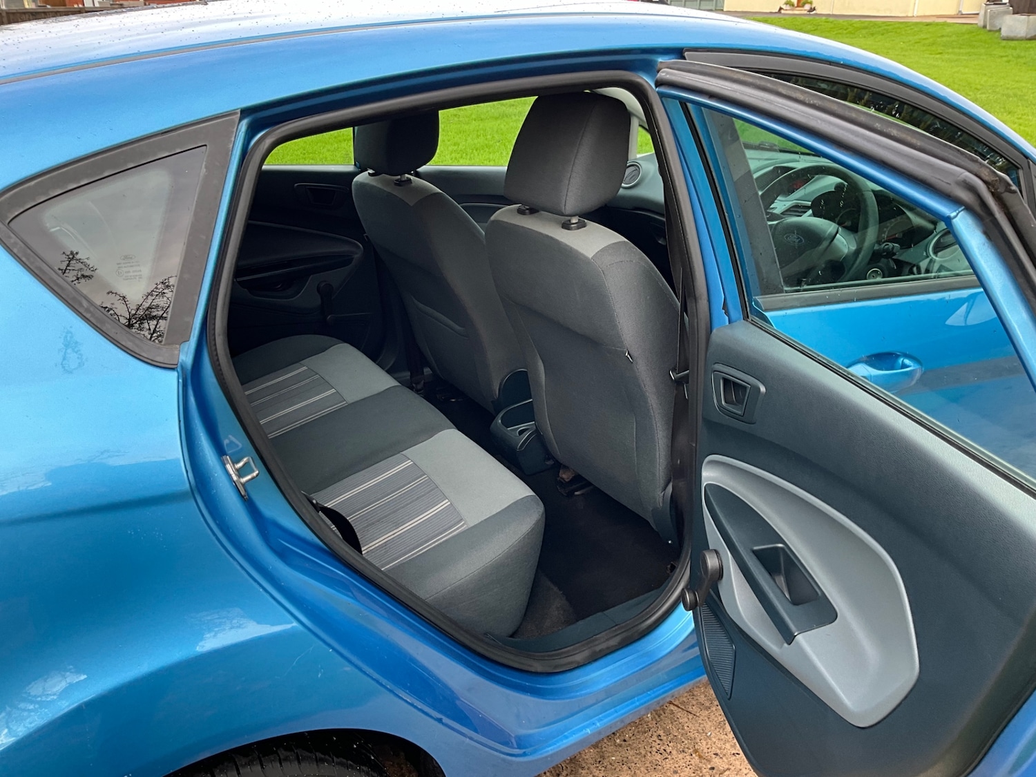 Used Ford Fiesta 2010 for sale - 77067320: Photo 10