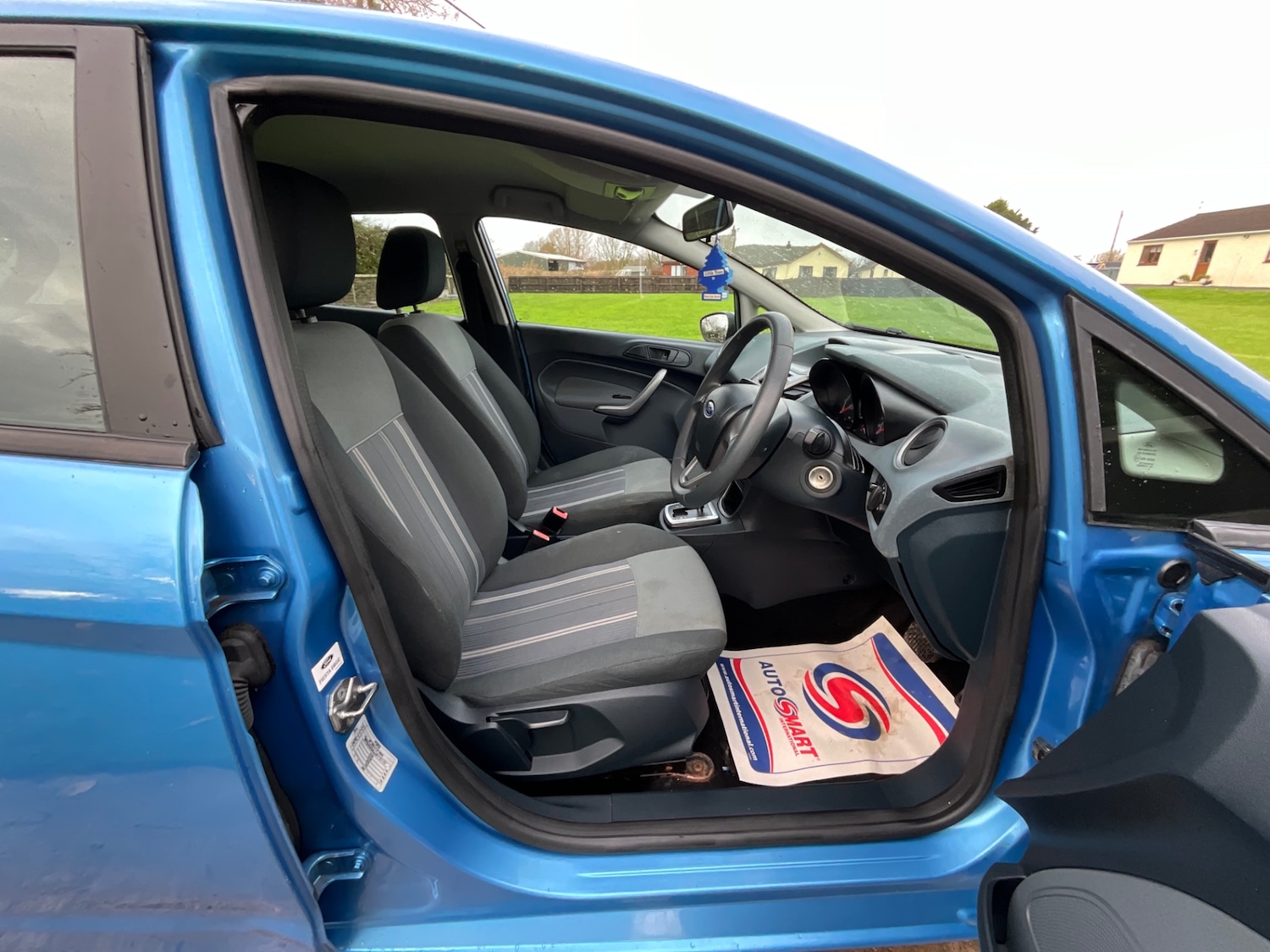 Used Ford Fiesta 2010 for sale - 77067320: Photo 12