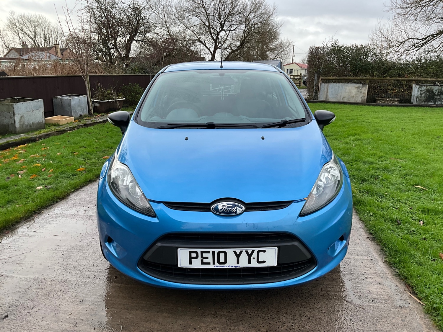 Used Ford Fiesta 2010 for sale - 77067320: Photo 2