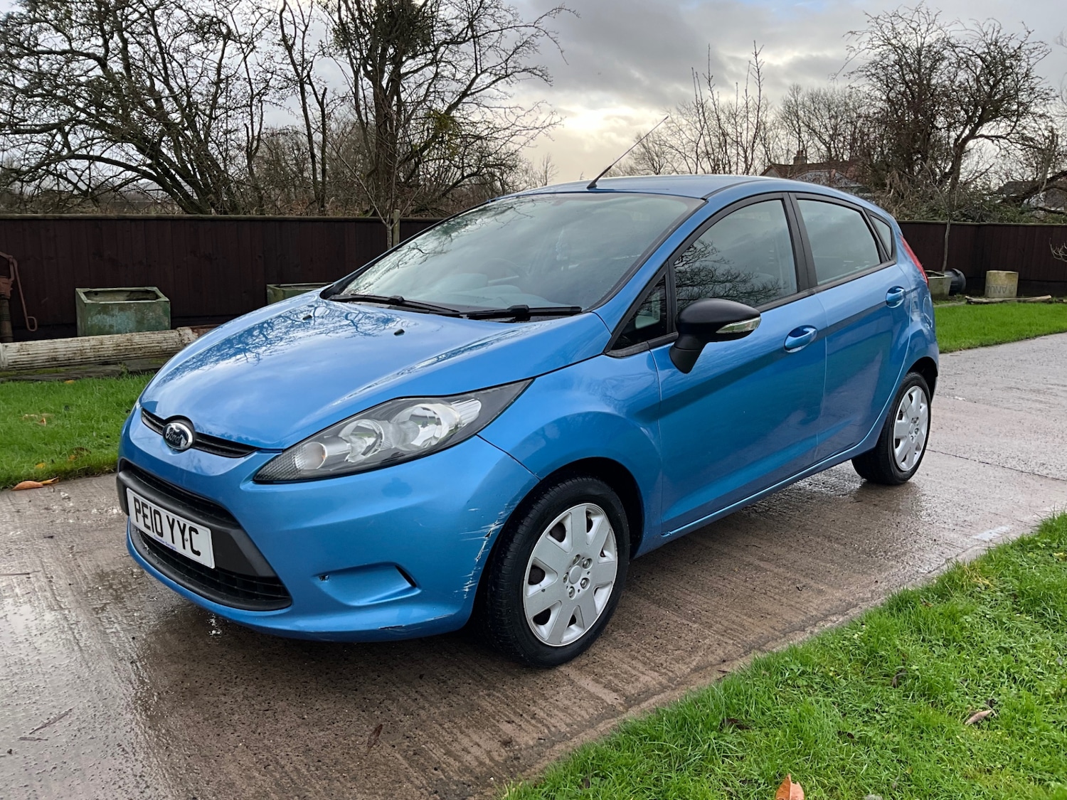 Used Ford Fiesta 2010 for sale - 77067320: Photo 3