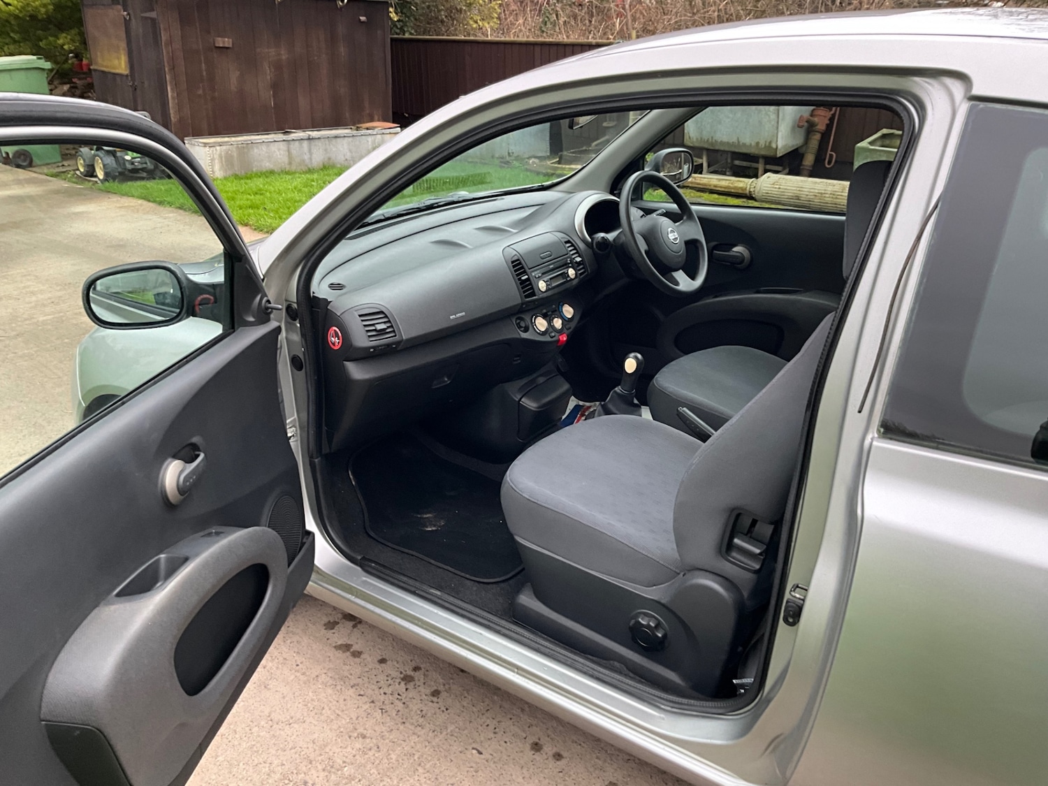 Used Nissan Micra 2004 for sale - 77201510: Photo 8