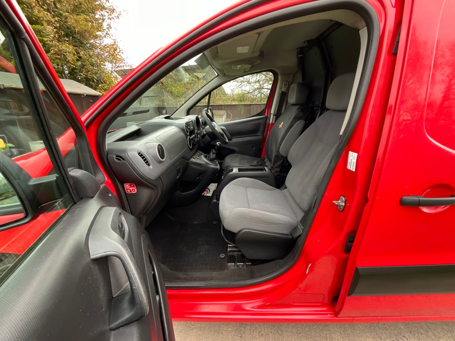 Used Peugeot Partner 2012 for sale - 76501712: Photo 10