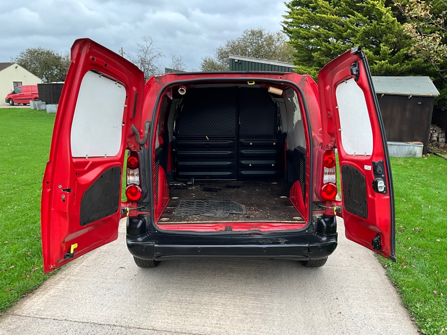 Used Peugeot Partner 2012 for sale - 76501712: Photo 7