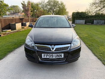 Used Vauxhall Astra 2009 for sale - 78403333: Photo