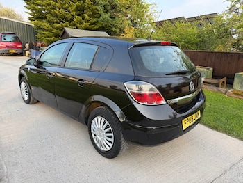 Used Vauxhall Astra 2009 for sale - 78403333: Photo