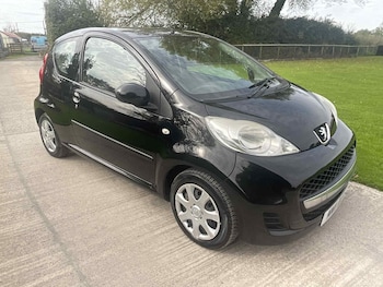 Peugeot - 107