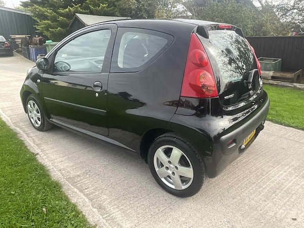 Used Peugeot 107 2011 for sale - 76156630: Photo 4