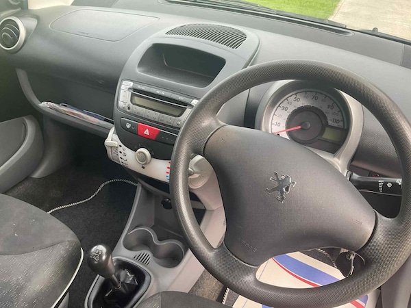 Used Peugeot 107 2011 for sale - 76156630: Photo 6