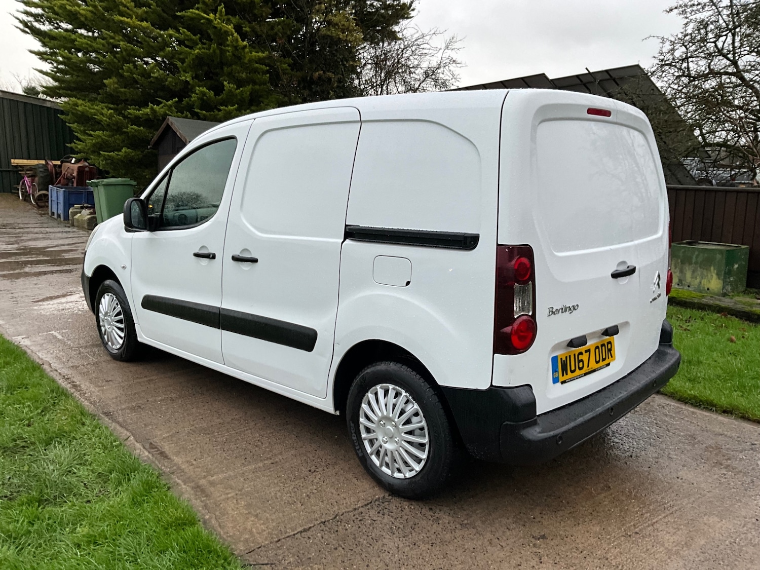 Used Citroen Berlingo 2017 for sale - 76969921: Photo 4