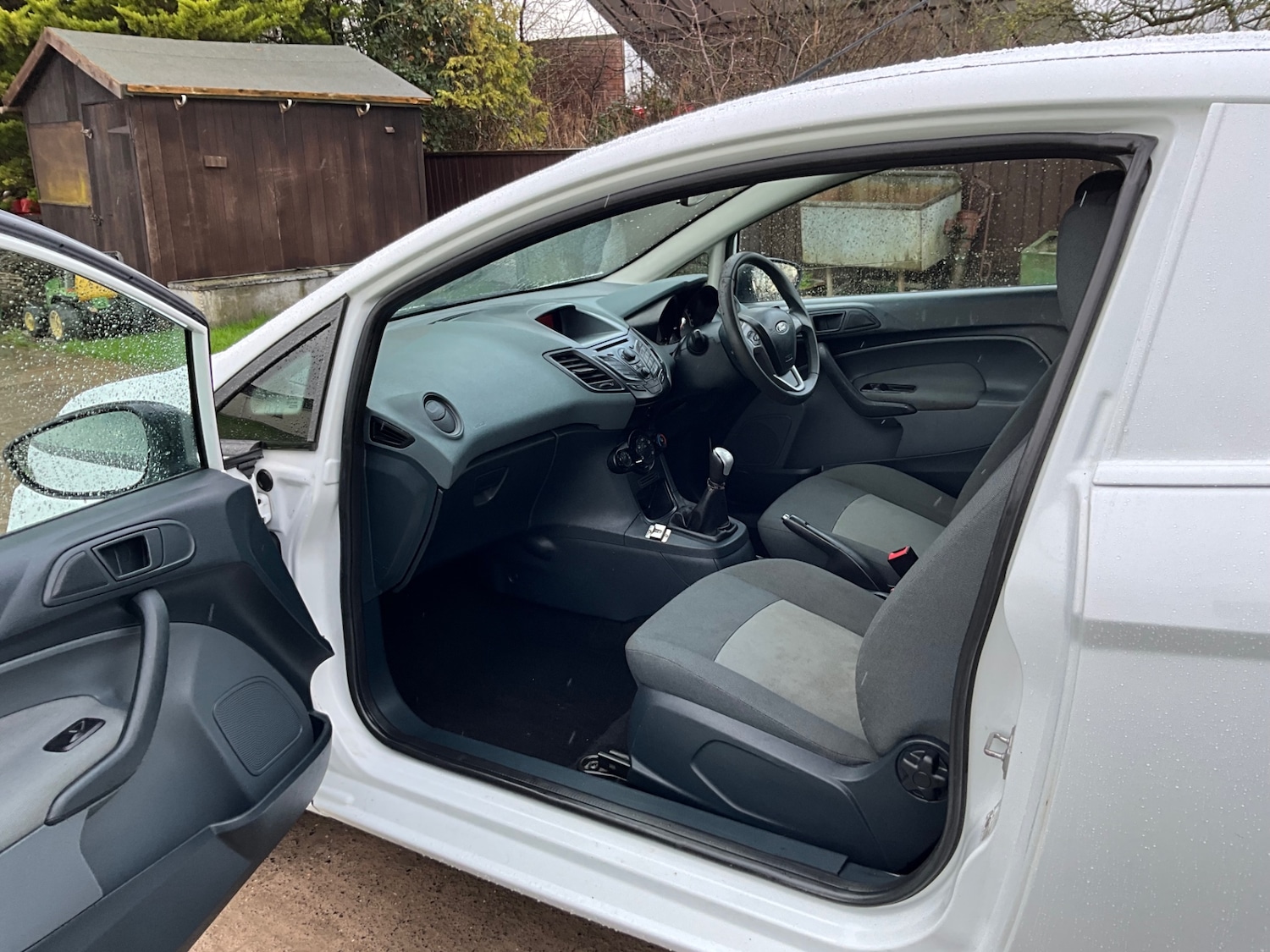 Used Ford Fiesta 2011 for sale - 77464433: Photo 8