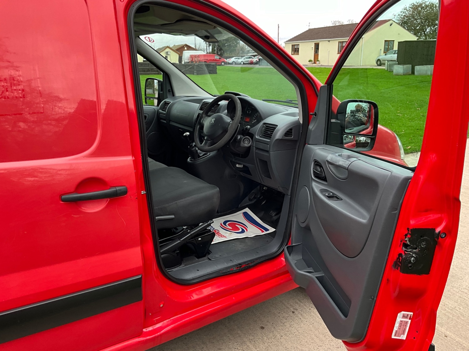 Used Peugeot Expert 2014 for sale - 76510632: Photo 9