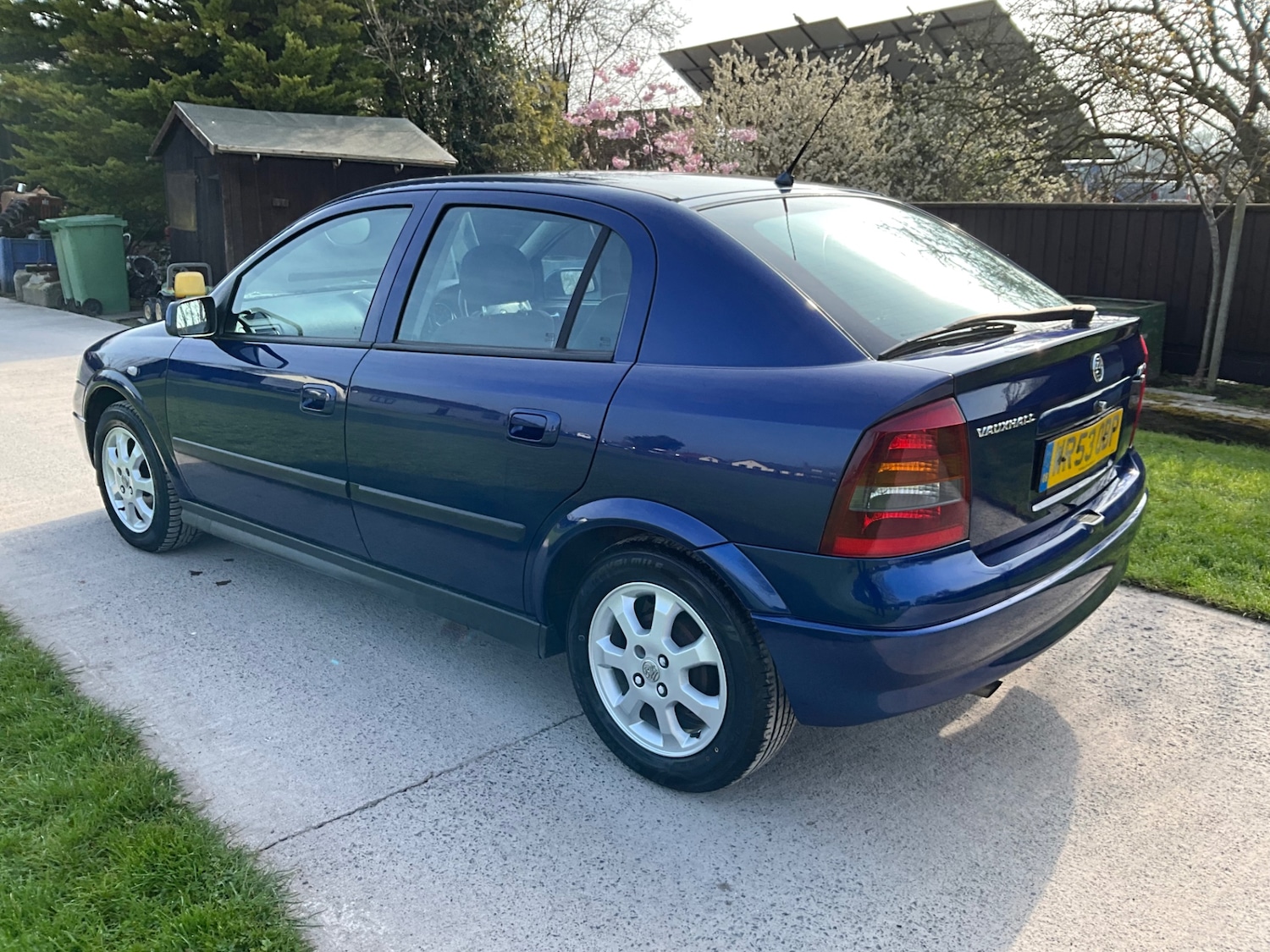 Used Vauxhall Astra 2003 for sale - 77977325: Photo 4
