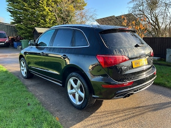 Used Audi Q5 2011 for sale - 76780550: Photo