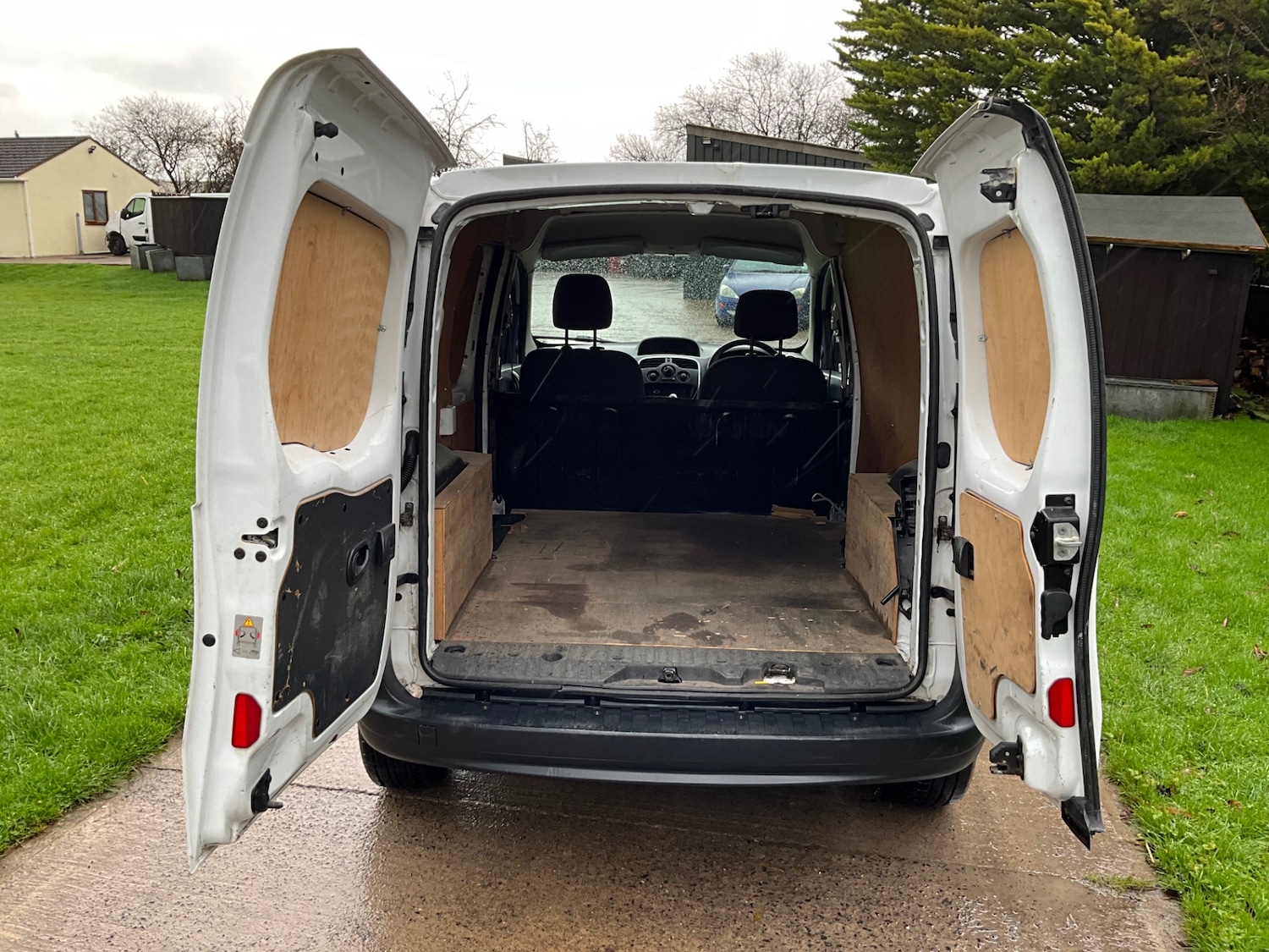 Used Renault Kangoo 2020 for sale - 76947140: Photo 8