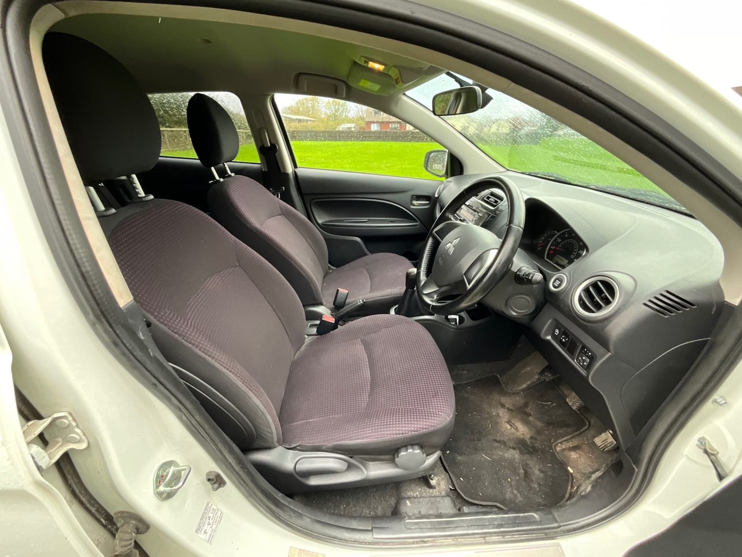 Used Mitsubishi Mirage 2015 for sale - 76366782: Photo 11