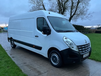 Renault Master feature image
