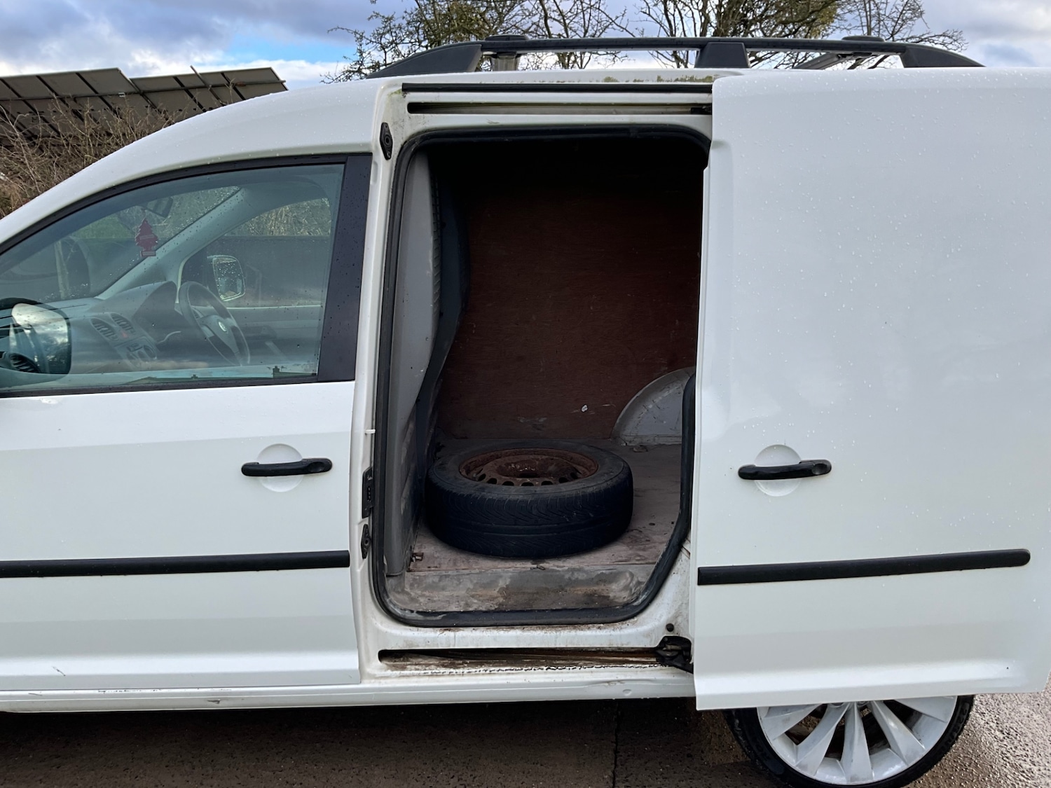 Used Volkswagen Caddy 2010 for sale - 77393420: Photo 8