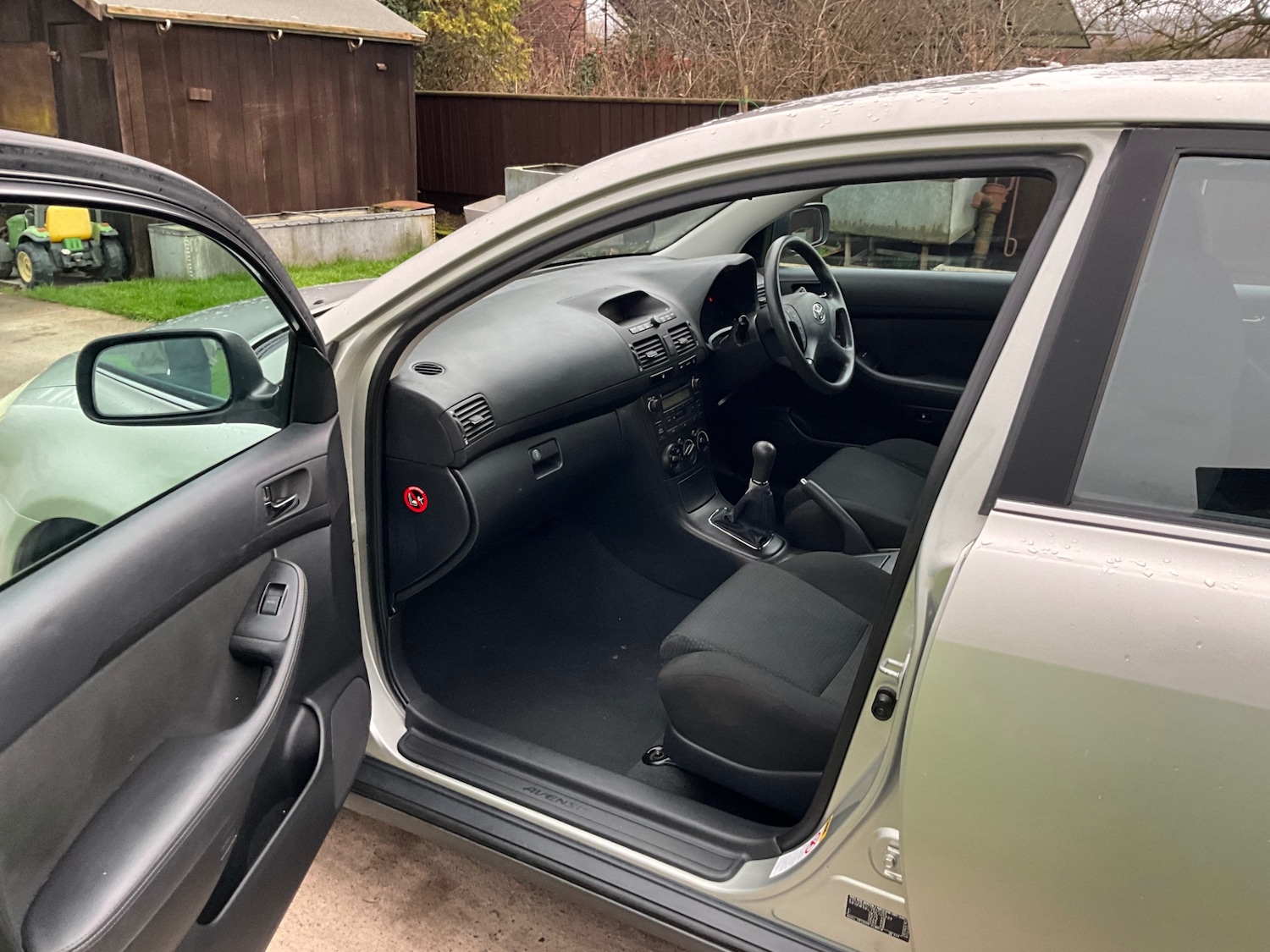 Used Toyota Avensis 2005 for sale - 77201516: Photo 9