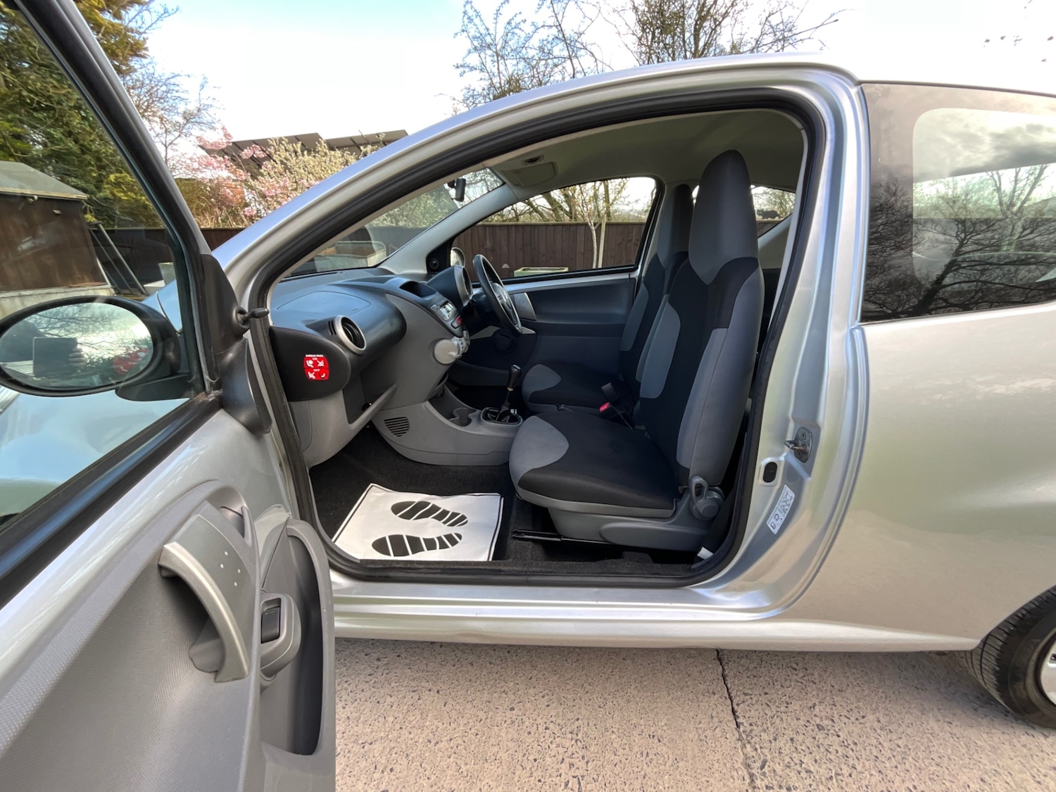 Used Citroen C1 2011 for sale - 78032051: Photo 8