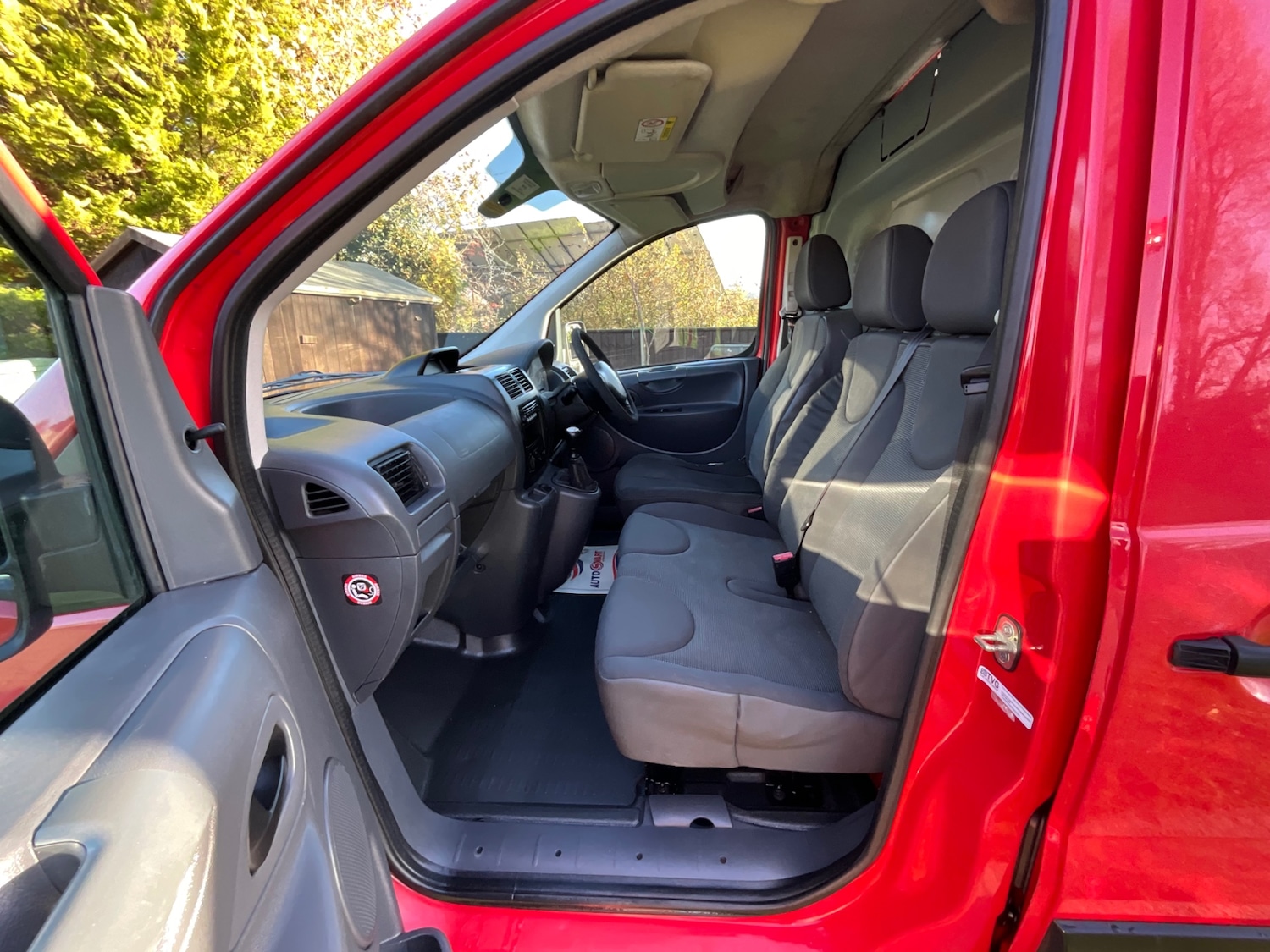 Used Peugeot Expert 2014 for sale - 76519522: Photo 10