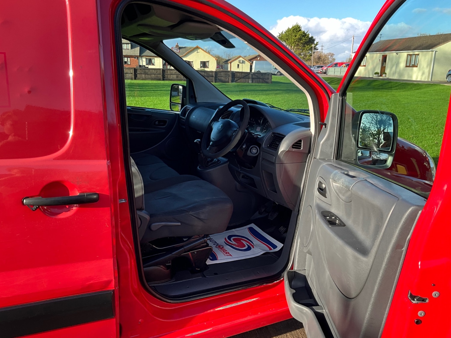 Used Peugeot Expert 2014 for sale - 76519517: Photo 11