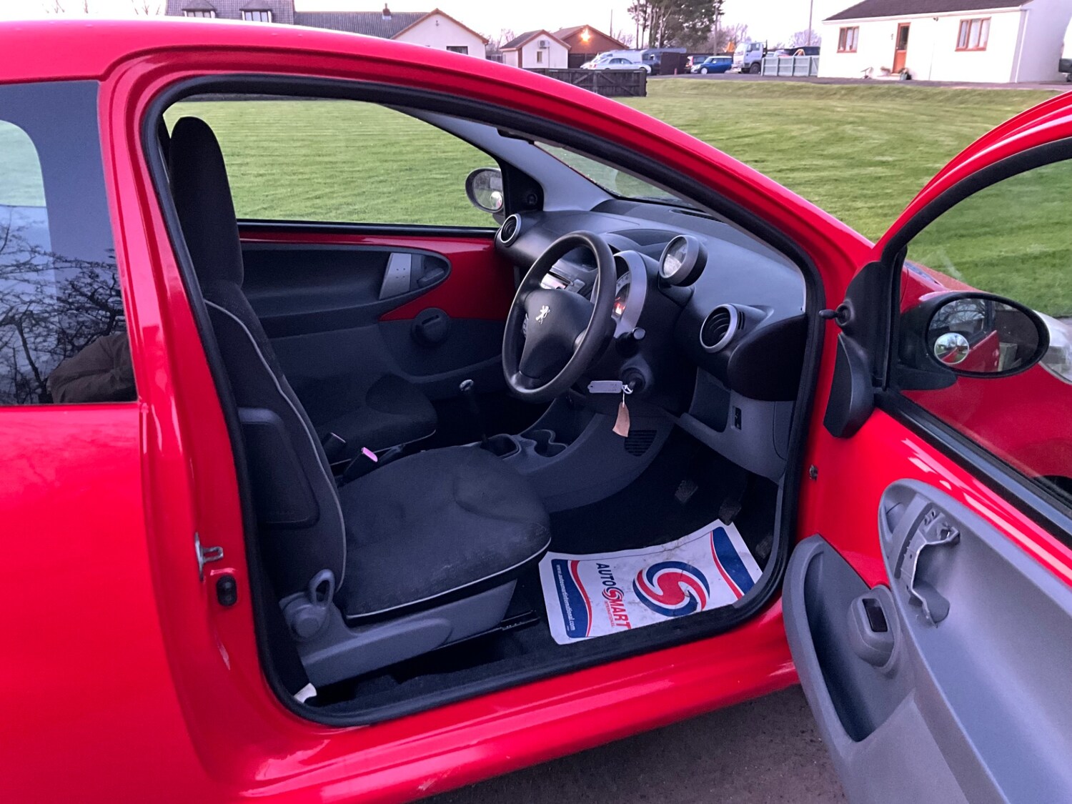 Used Peugeot 107 2009 for sale - 77897950: Photo 9