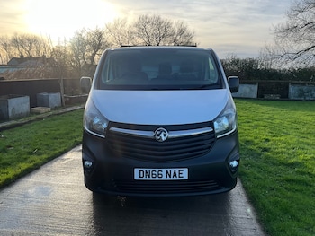 Used Vauxhall Vivaro 2016 for sale - 77013264: Photo