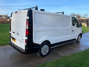 Used Vauxhall Vivaro 2016 for sale - 77013264: Photo