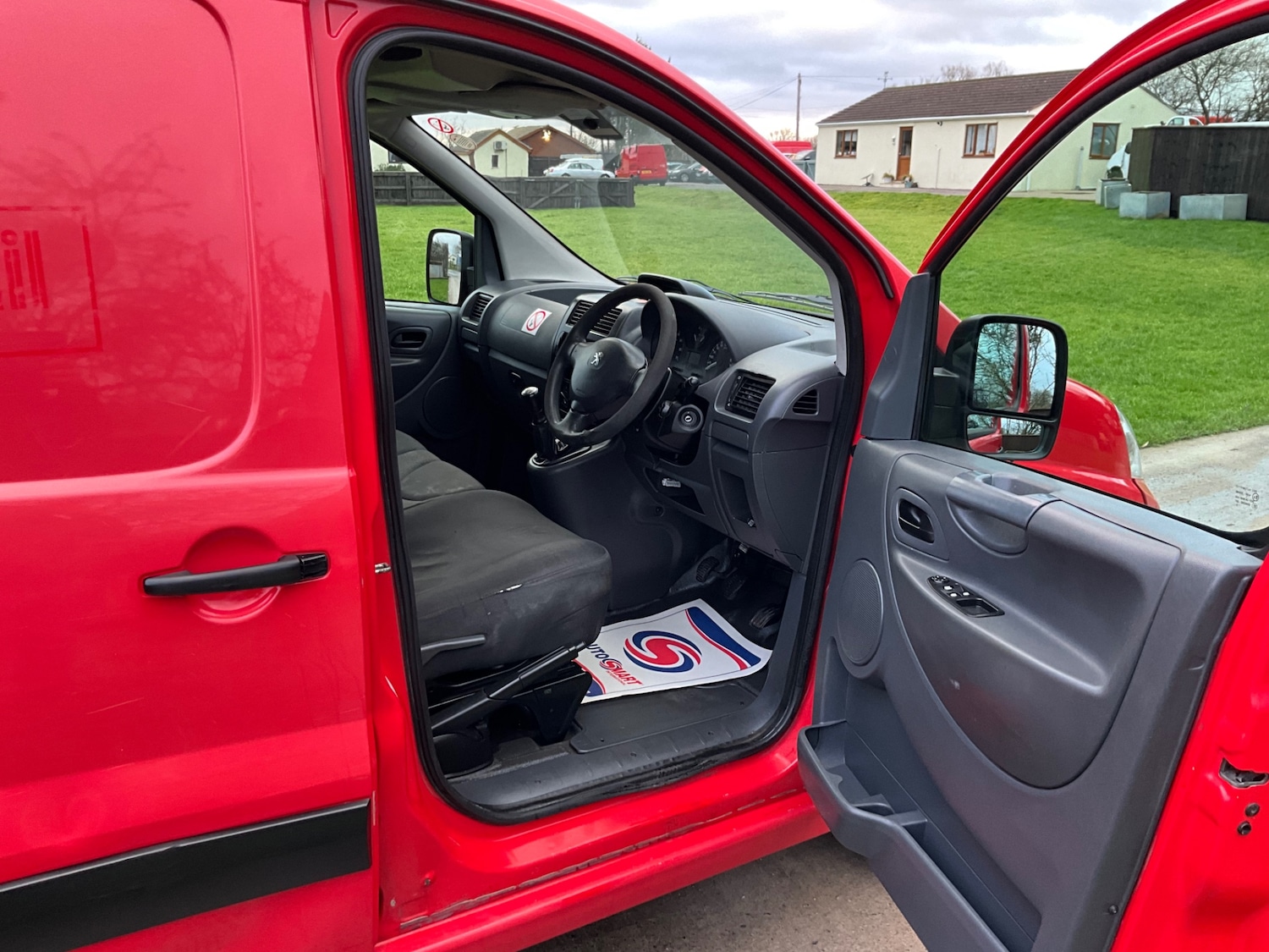 Used Peugeot Expert 2015 for sale - 77370991: Photo 12