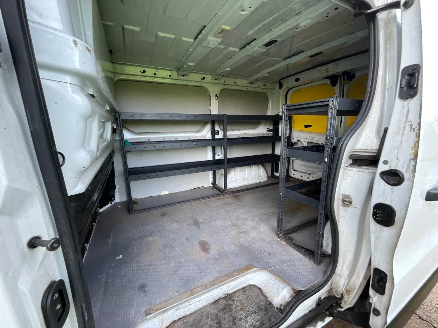 Used Vauxhall Vivaro 2014 for sale - 76845617: Photo 8