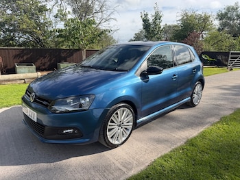 Used Volkswagen Polo 2014 for sale - 78864900: Photo