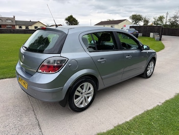 Used Vauxhall Astra 2009 for sale - 78918056: Photo