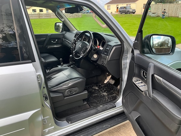 Used Mitsubishi Shogun 2018 for sale - 76309932: Photo 9